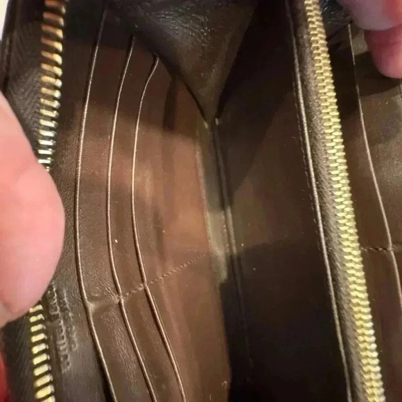 Bottega Veneta Intrecciato lamb skin brown zip around wallet - Picture 10 of 16